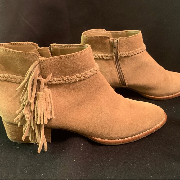 H Gianni Bini suede tasseled ankle boots women’s size 10 - Picture 6 of 13